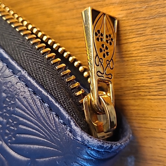 Liberty of London Iphis Continental wallet - Picture 4 of 11